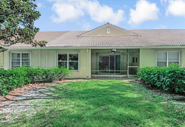9436 Swansea Lane, West Palm Beach, FL 33411