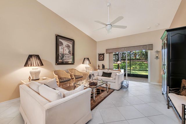 9436 Swansea Lane, West Palm Beach, FL 33411