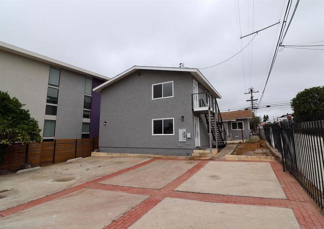 110 W Hall Avenue, San Ysidro, CA 92173