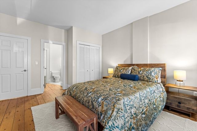 33 Mystic St 1, Boston, MA 02129