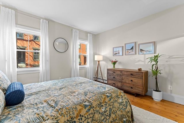 33 Mystic St 1, Boston, MA 02129