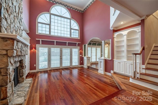 10 Meandering Way, Granite Falls, NC 28630