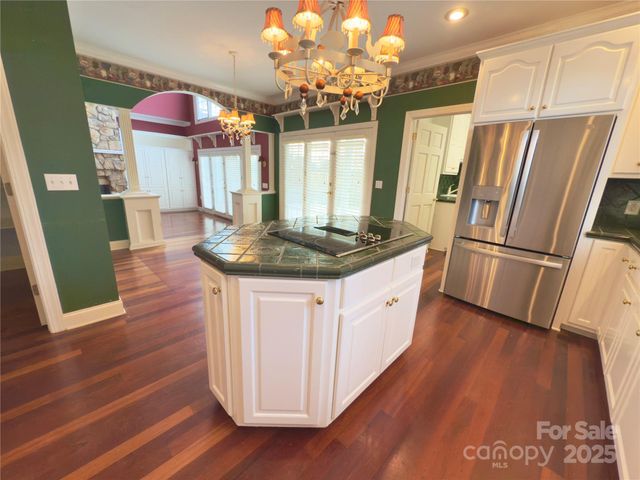 10 Meandering Way, Granite Falls, NC 28630