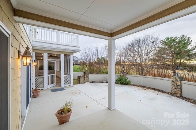 10 Meandering Way, Granite Falls, NC 28630