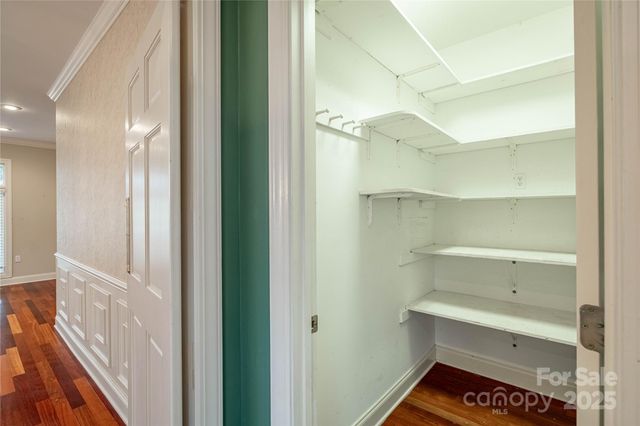 10 Meandering Way, Granite Falls, NC 28630