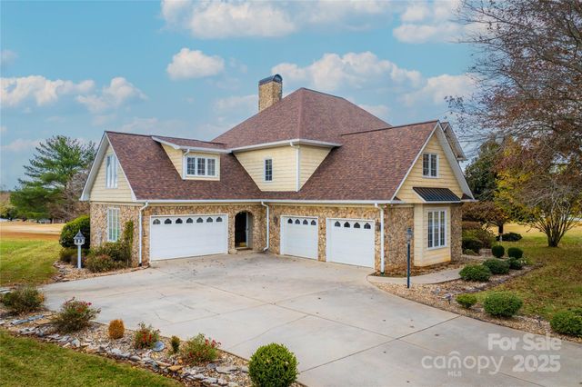 10 Meandering Way, Granite Falls, NC 28630