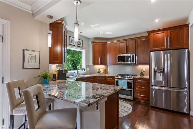1264 Smith Cove CIR, Virginia Beach, VA 23455