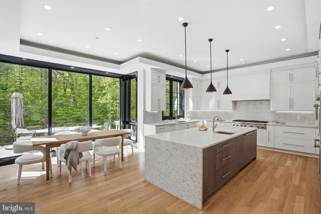 938 SAIGON RD, Mclean, VA 22102