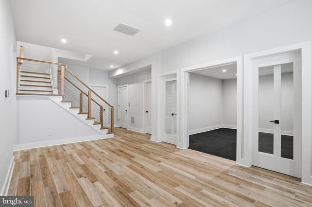 938 SAIGON RD, Mclean, VA 22102