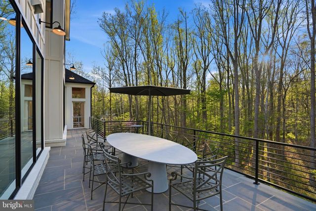 938 SAIGON RD, Mclean, VA 22102