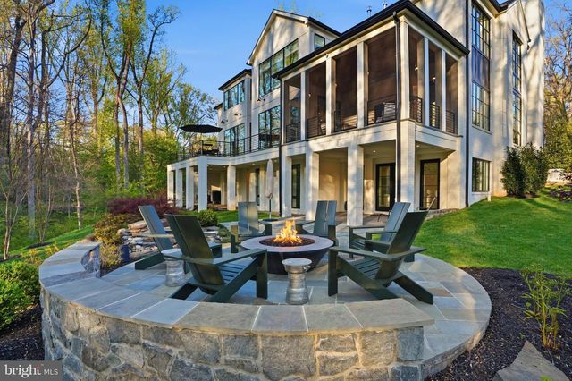 938 SAIGON RD, Mclean, VA 22102