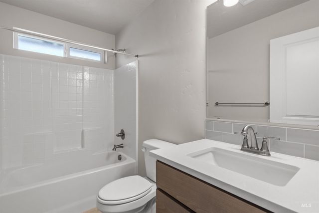 11290 W Tutor St, Nampa, ID 83651