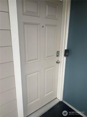 24758 45th Place S, Kent, WA 98032