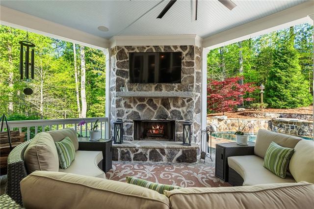 13495 Hipworth Road, Milton, GA 30004