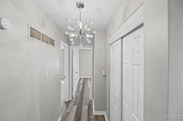 16 Londonderry Drive, Fairview Heights, IL 62208