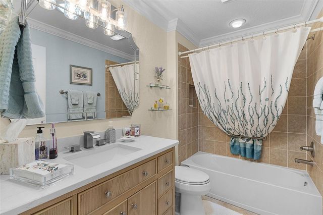 923 MOSES LOOP, The Villages, FL 32162