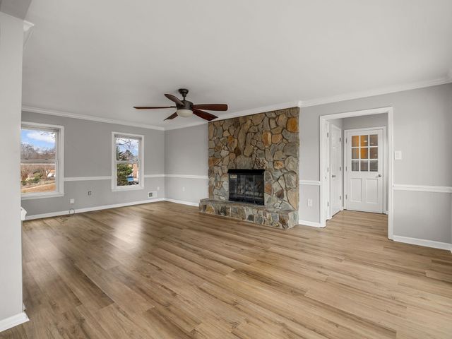 903 Wentworth Drive, Spartanburg, SC 29301