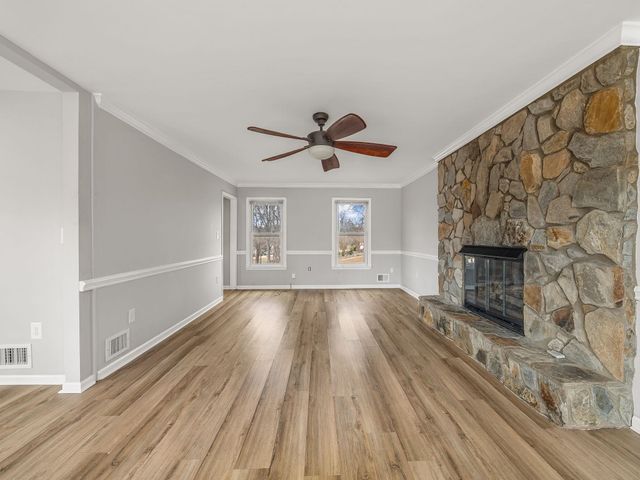 903 Wentworth Drive, Spartanburg, SC 29301