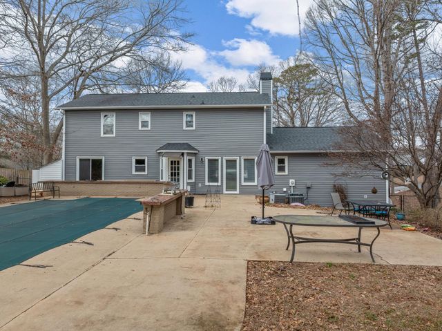 903 Wentworth Drive, Spartanburg, SC 29301