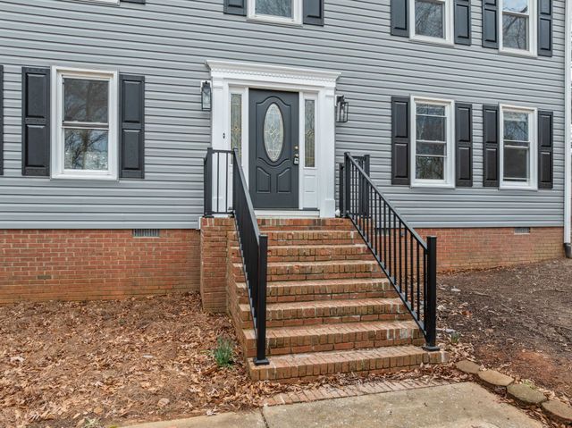 903 Wentworth Drive, Spartanburg, SC 29301