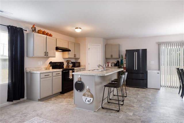 4651 Revelstroke Road, Hope Mills, NC 28348