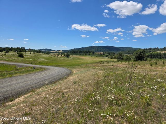 11 S Bolen St, Coeur D'alene, ID 83814
