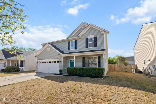 112 Touvelle Court, Holly Springs, NC 27540