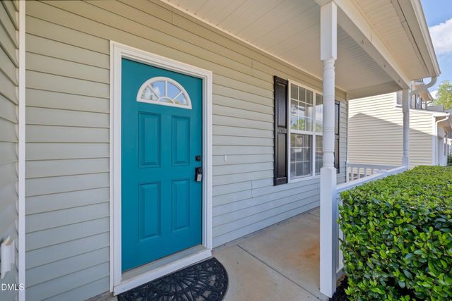 112 Touvelle Court, Holly Springs, NC 27540