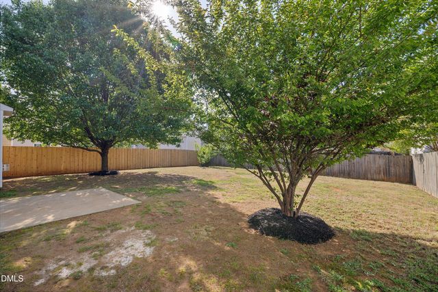 112 Touvelle Court, Holly Springs, NC 27540