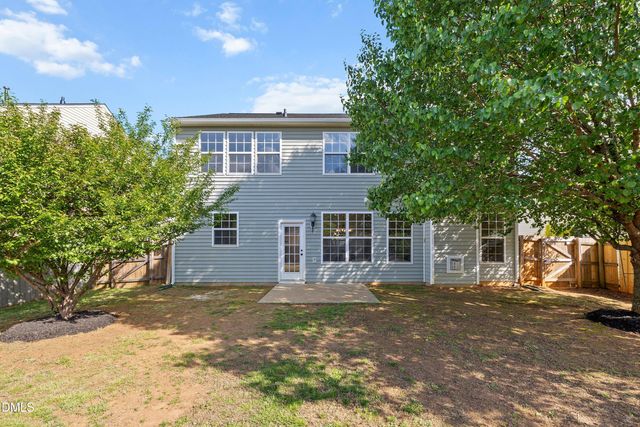 112 Touvelle Court, Holly Springs, NC 27540