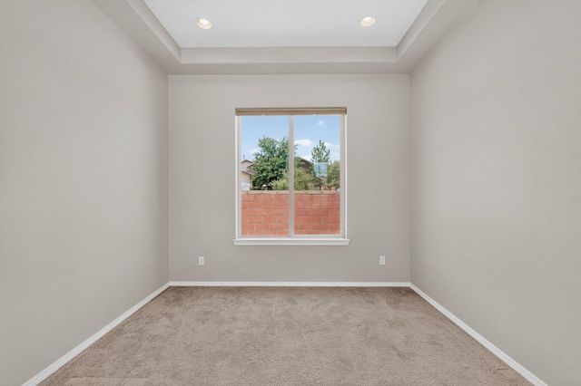 45 E Vista Hermosa Place NE, Rio Rancho, NM 87124