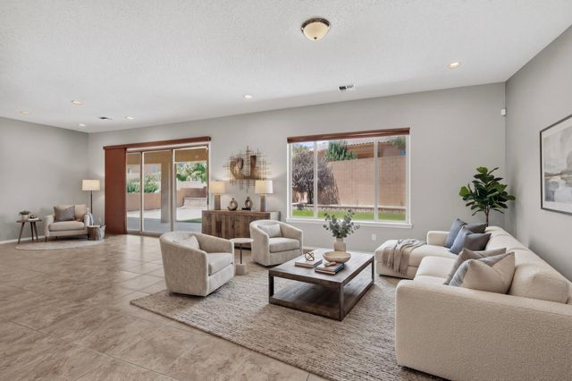 45 E Vista Hermosa Place NE, Rio Rancho, NM 87124
