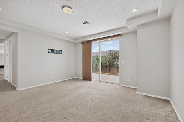 45 E Vista Hermosa Place NE, Rio Rancho, NM 87124