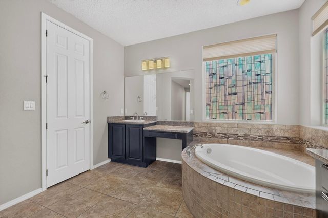 45 E Vista Hermosa Place NE, Rio Rancho, NM 87124