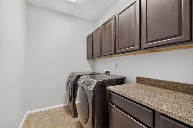 45 E Vista Hermosa Place NE, Rio Rancho, NM 87124