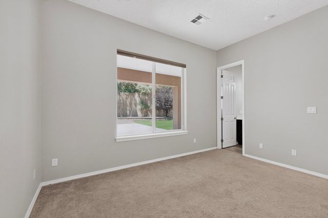 45 E Vista Hermosa Place NE, Rio Rancho, NM 87124