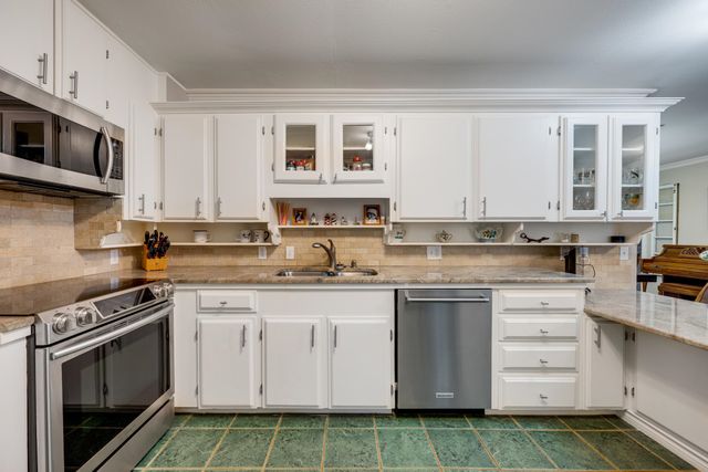 23126 JEB CIR, Frankston, TX 75763