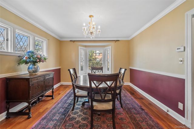 10 Jane Street, Hartsdale, NY 10530