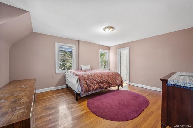 10 Jane Street, Hartsdale, NY 10530