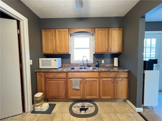 4686 Knickerbocker Circle, Ashtabula, OH 44004