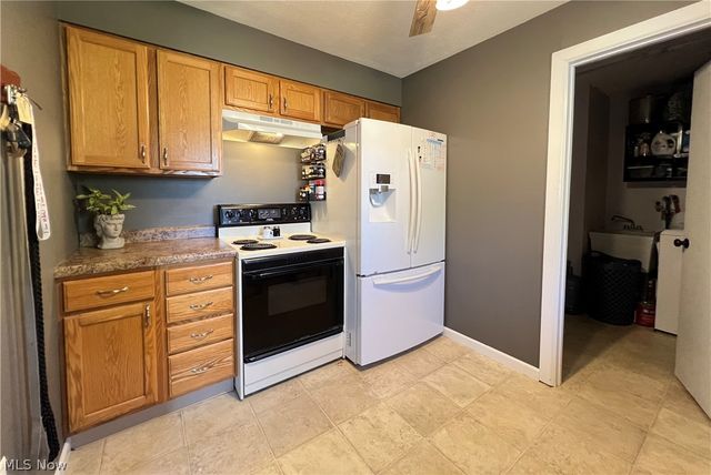 4686 Knickerbocker Circle, Ashtabula, OH 44004