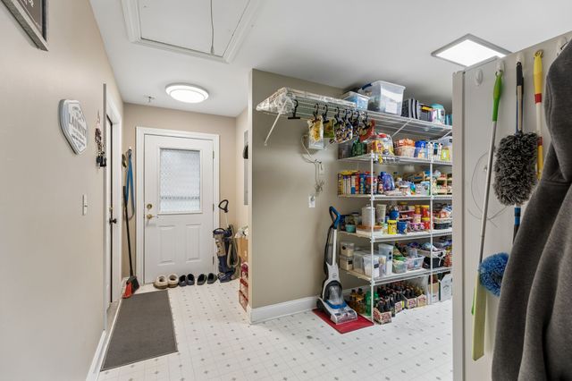 203 Woodson Dr, Tullahoma, TN 37388