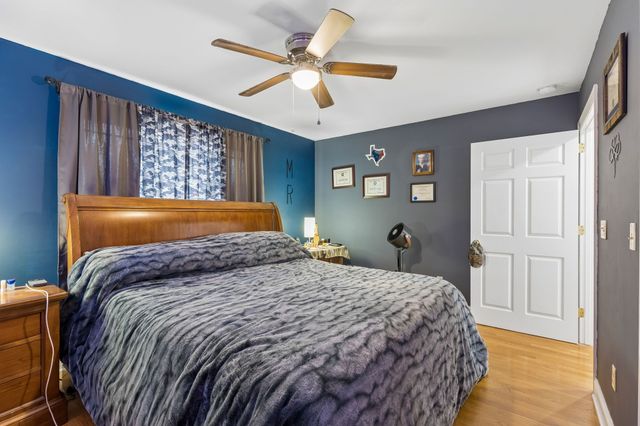 203 Woodson Dr, Tullahoma, TN 37388