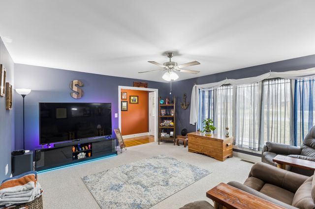 203 Woodson Dr, Tullahoma, TN 37388