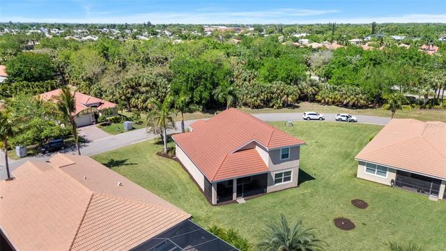 13110 SILVER THORN LOOP, North Fort Myers, FL 33903