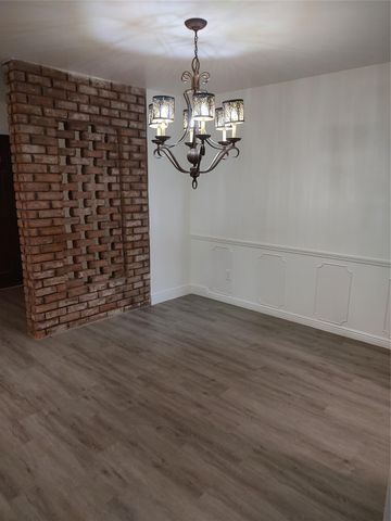 13150 Trail Hollow, Houston, TX 77079