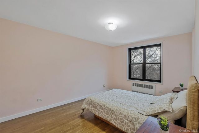 84-01 Main Street 506, Briarwood, NY 11435