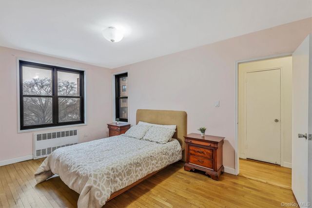 84-01 Main Street 506, Briarwood, NY 11435