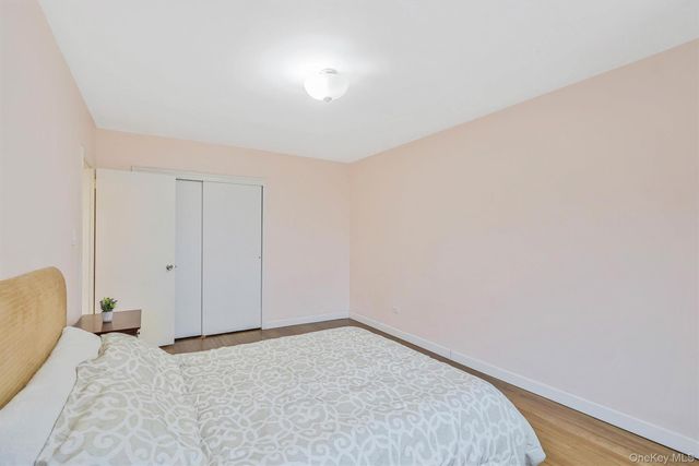 84-01 Main Street 506, Briarwood, NY 11435