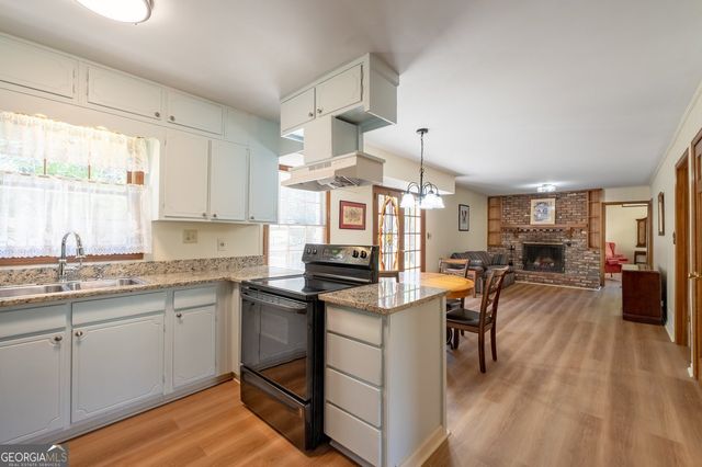 3648 Calumet Road, Decatur, GA 30034